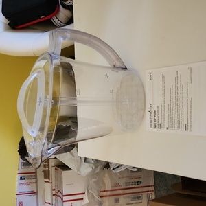 Pampered chef Quick stir pitcher